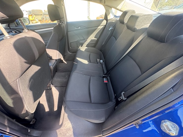 2020-honda-civic-lx-sedan-4-door-54,878-miles-showing---2hgfc2f66lh602430-image-6