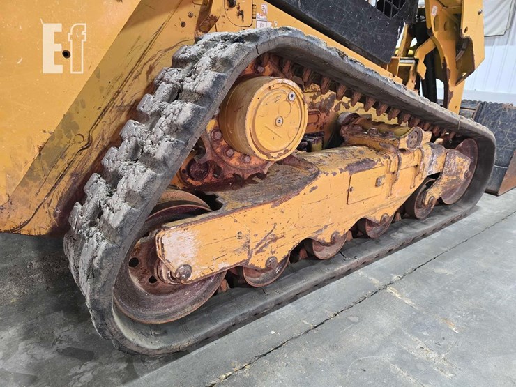 2022-caterpillar-259d3-image-24