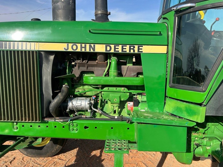 1982-john-deere-4440-image-17