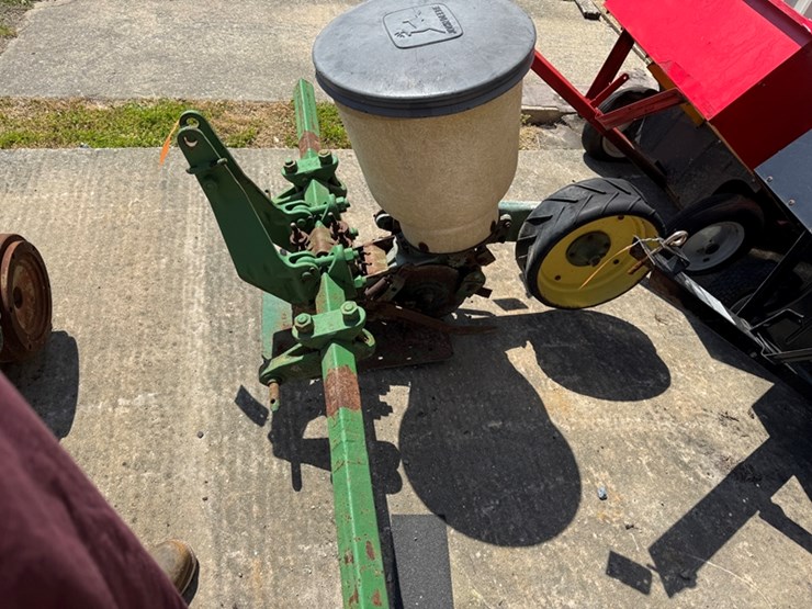 john-deere-71-image-4