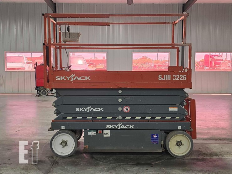 2017-skyjack-sjiii3226-image-5