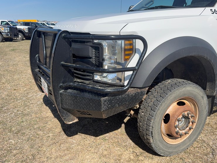 2019-ford-f550-image-9