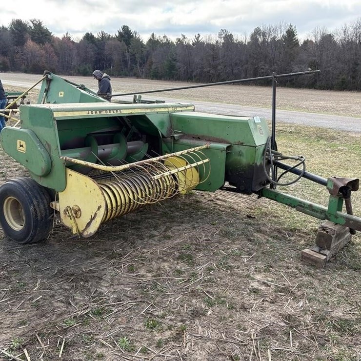 JOHN DEERE 336