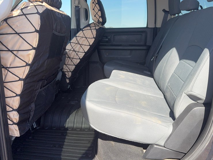 2015-dodge-2500-image-8