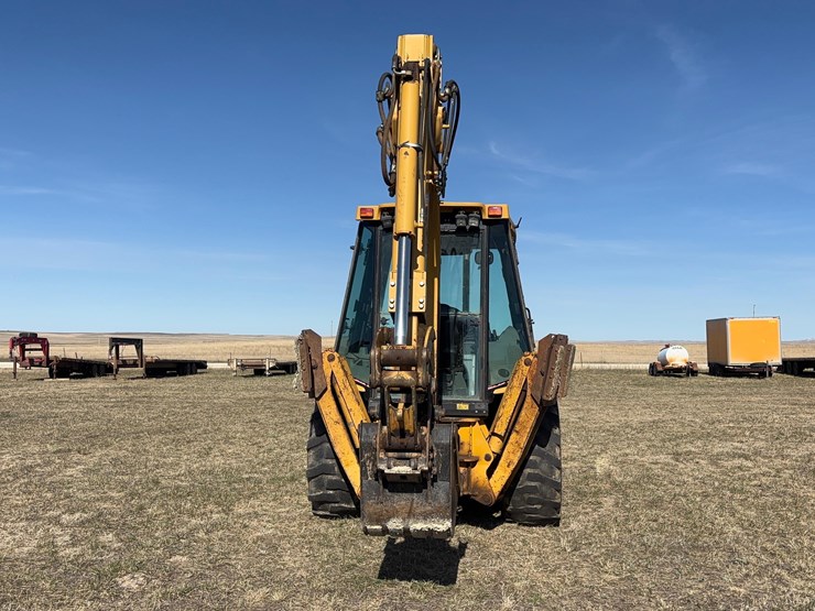 caterpillar-420d-image-6