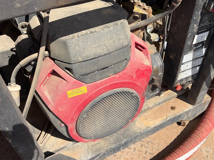 2012-international-box-truck-image-23