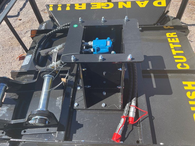 caterpillar-308-image-10