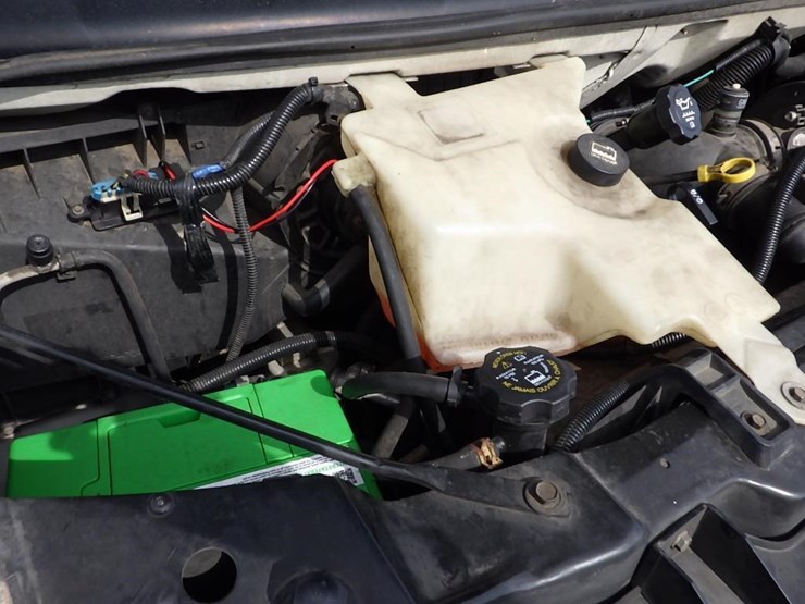 2003-chevrolet-3500-image-16