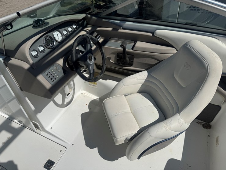 2002-cobalt-206-bowrider,-302-i/o-302-i/o-with-less-than-50-hours-(ed's-marine)-with-trailer.-image-8