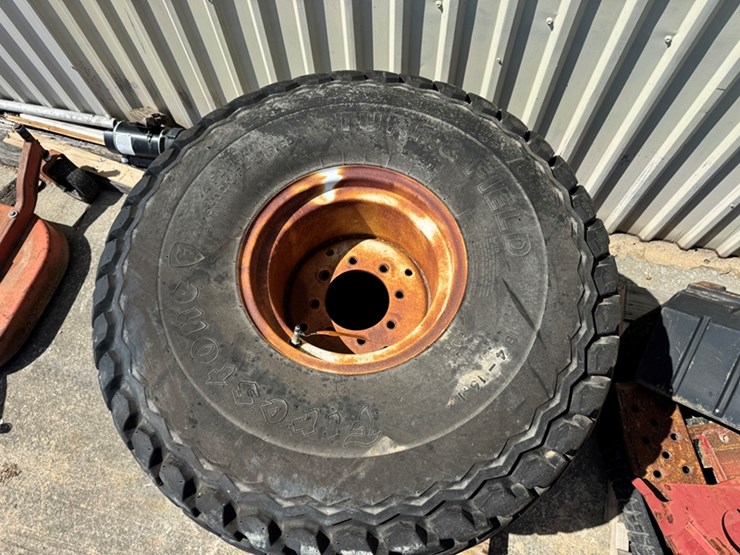 firestone-18.4-16.1-turf-flotation-tires-2---on-rims-image-1