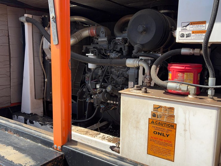 2011-tundra-rt750-frac-heater-image-10