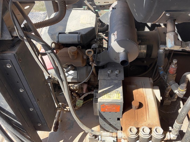 2012-international-box-truck-image-24