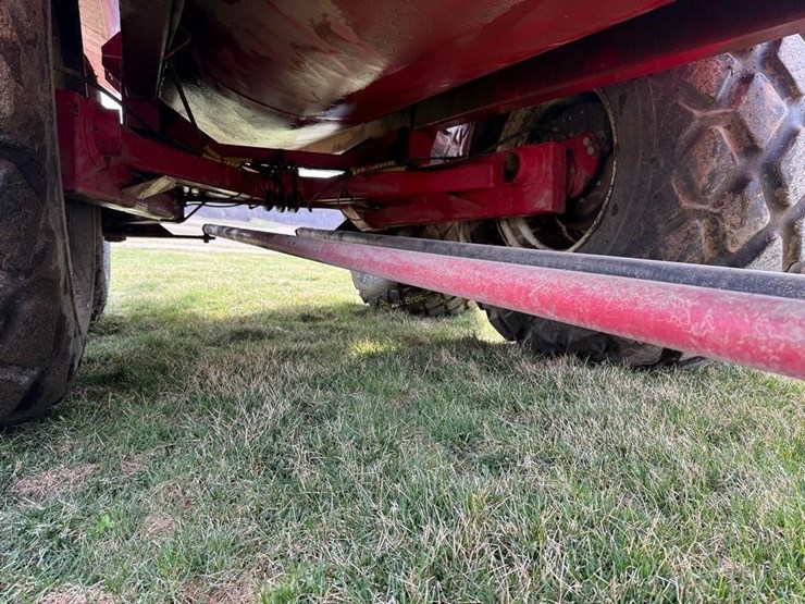 jamesway-auto-trac-5600-gallon-manure-tanker-image-16