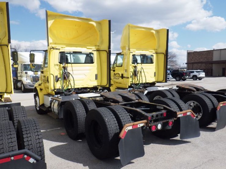 2016-international-8600-image-11