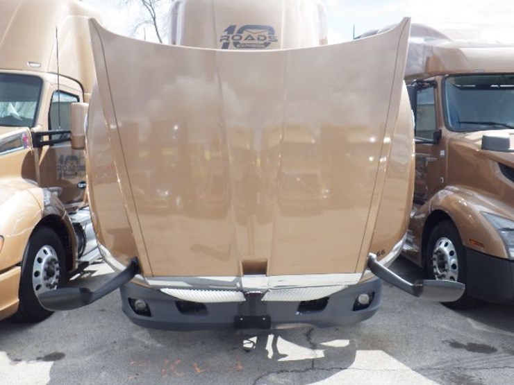 2022-kenworth-t680-image-22