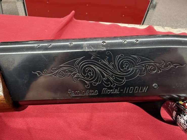 remington-model-1100-lw-20-gauge-shotgun-image-9