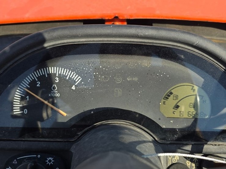 2014-kubota-bx1870-image-45