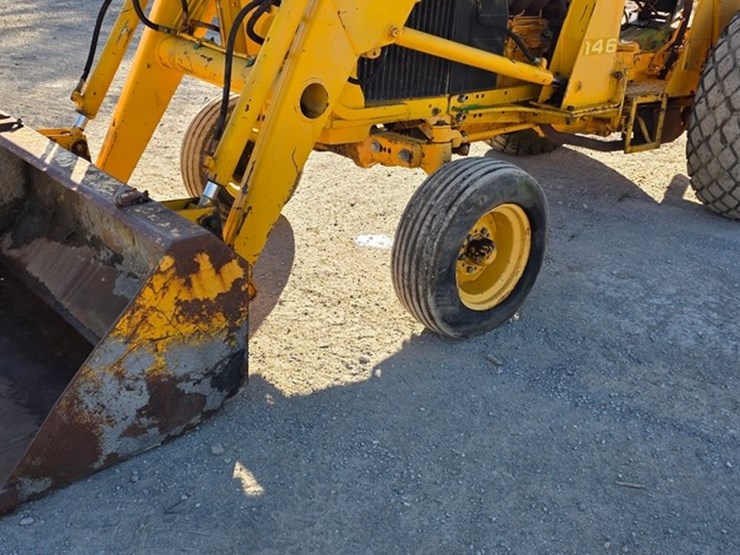 john-deere-2355-image-29