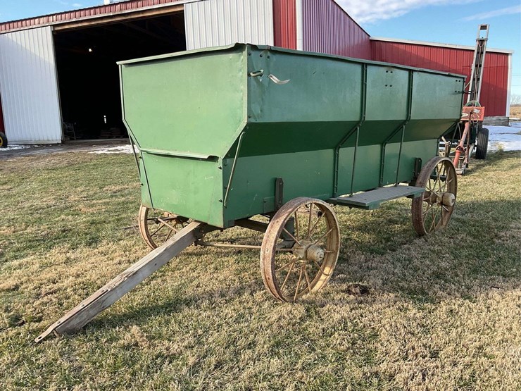 john-deere-steel-sided-flare-box-and-running-gear-image-1