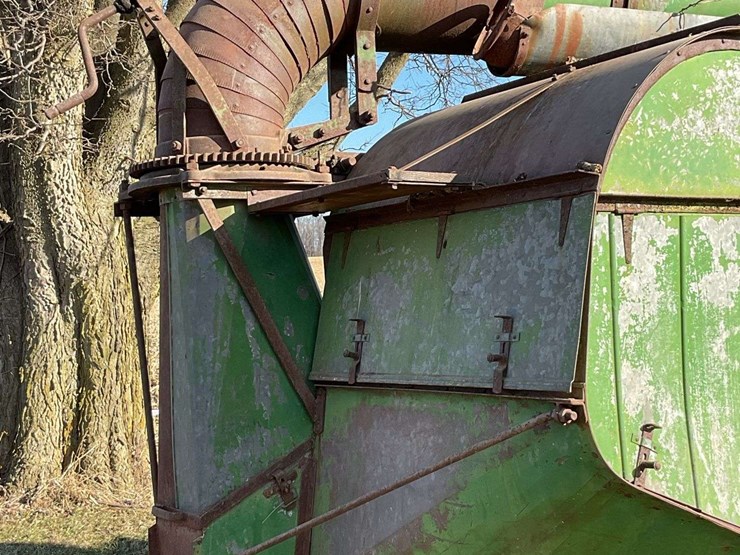 john-deere-threshing-machine-with-hart-feeder-image-39