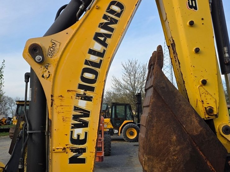 2009-new-holland-b95b-image-29