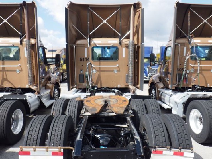 2022-kenworth-t680-image-10