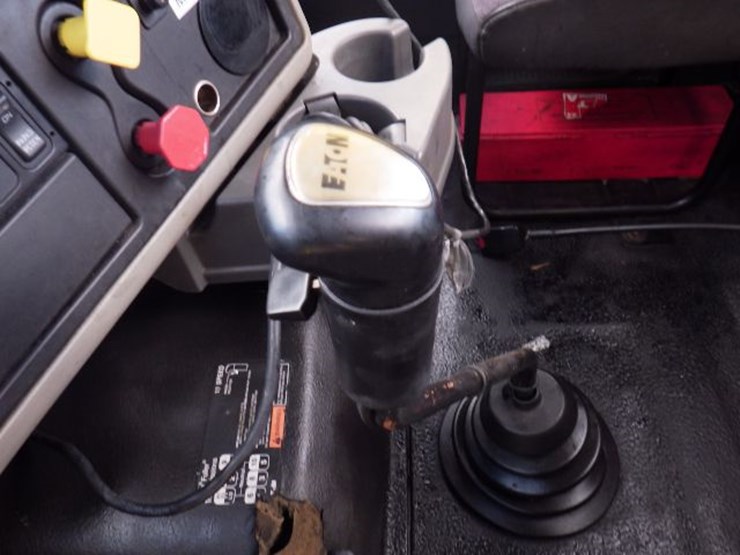 2016-international-8600-image-16