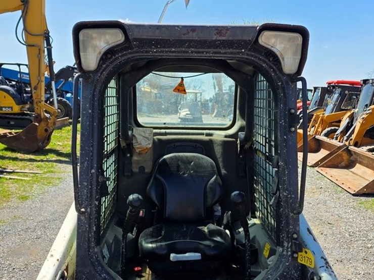 2015-bobcat-t450-image-35