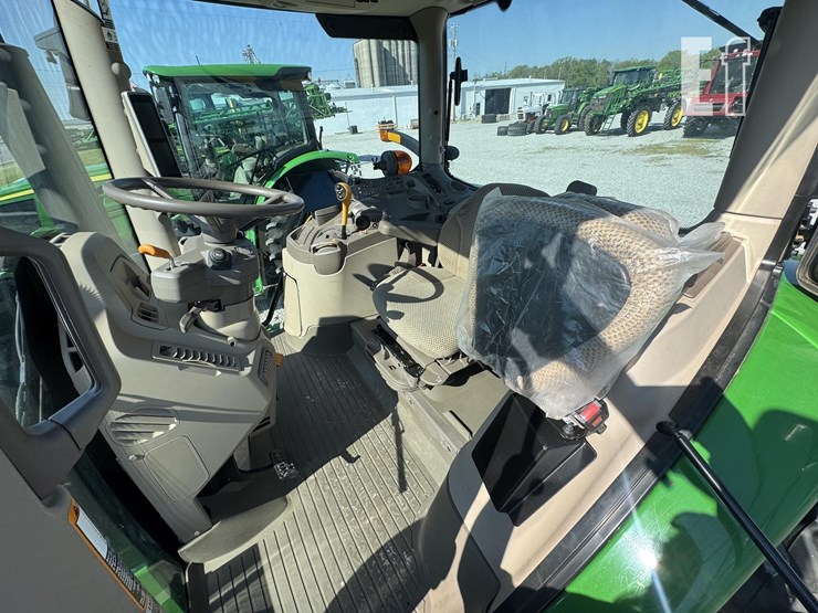 2024-john-deere-6r-145-image-11