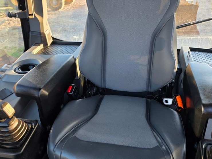 2023-deere-550-lgp-image-74