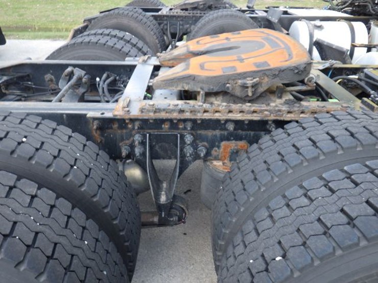 2016-international-8600-image-5