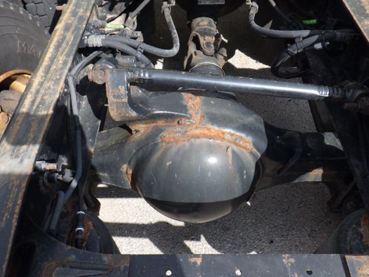 2016-international-8600-image-9