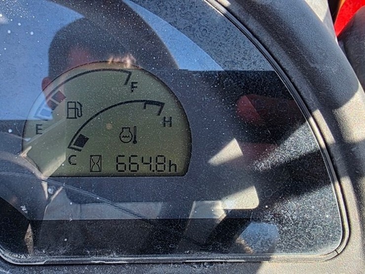 2014-kubota-bx1870-image-47