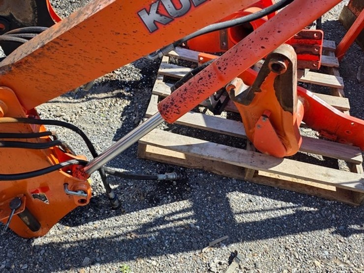 kubota-la1953-image-13