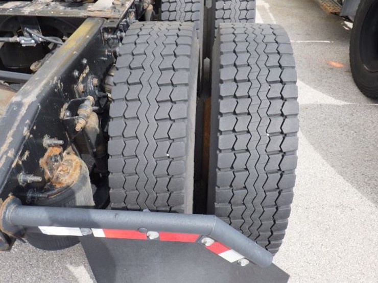 2016-international-8600-image-6