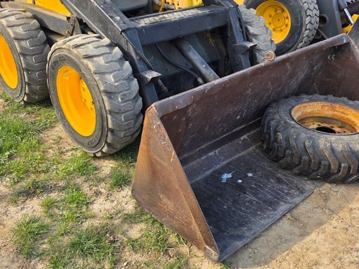 1988-new-holland-l555-image-6