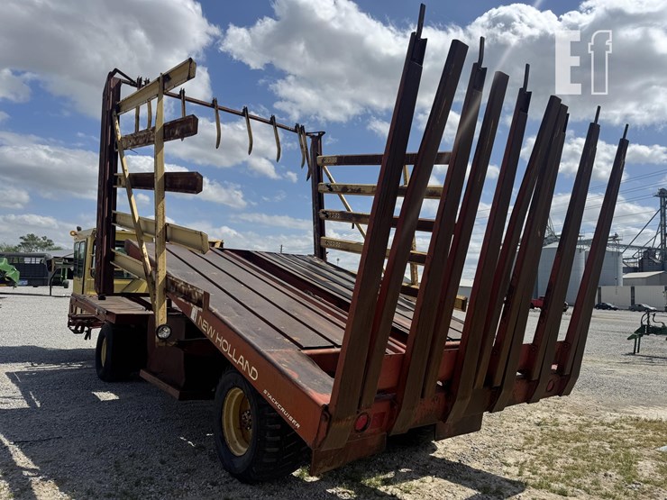 new-holland-1069-image-13