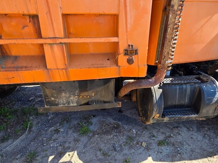 1974-white-construcktor-image-27