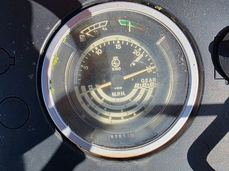 john-deere-2355-image-50