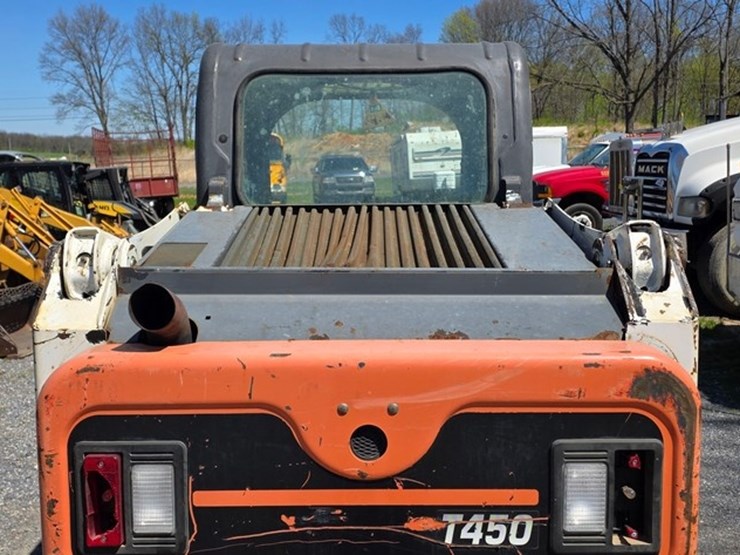 2015-bobcat-t450-image-19