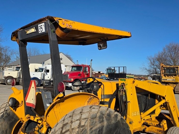 john-deere-2355-image-15