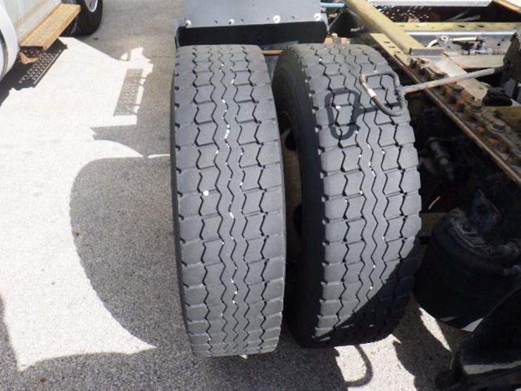 2016-international-8600-image-13