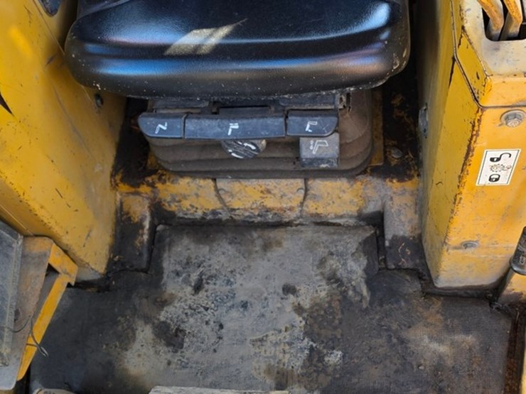 1997-caterpillar-d4h-image-71