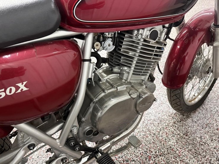 2009-suzuki-tu250x-motorcycle-image-7