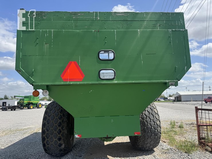 1991-kinze-840-image-8