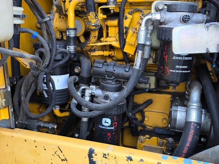 2012-deere-444k-image-43