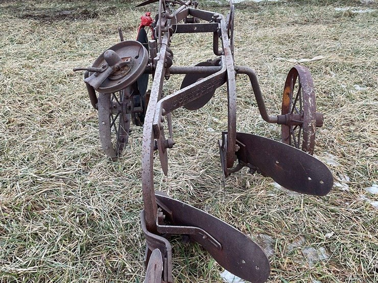 two-bottom-plow-image-5
