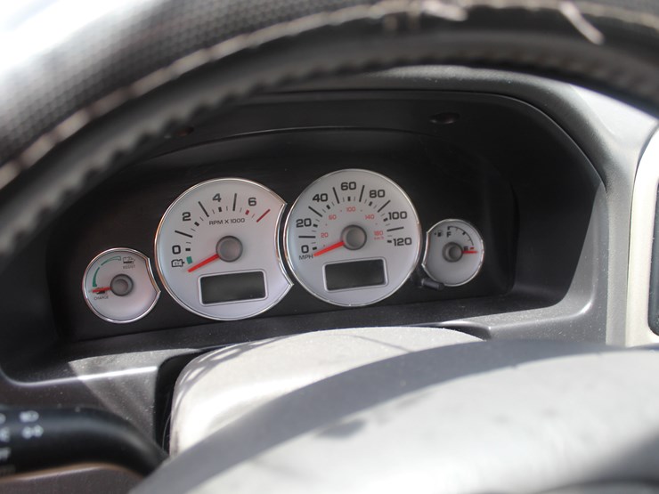 2007-ford-escape-image-16