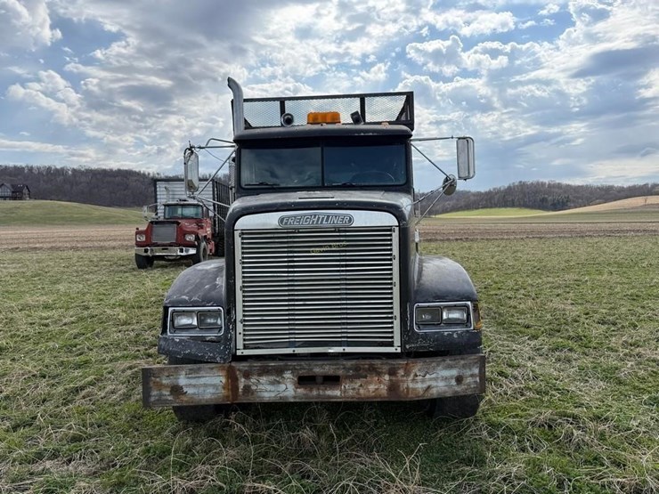 1990-freightliner-fld112-straight-truck-image-10