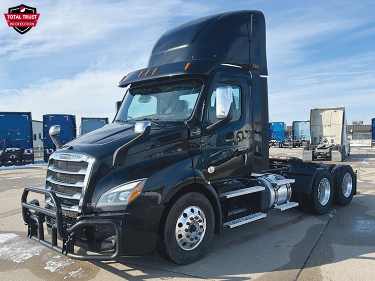 2022-freightliner-cascadia-116-image-1